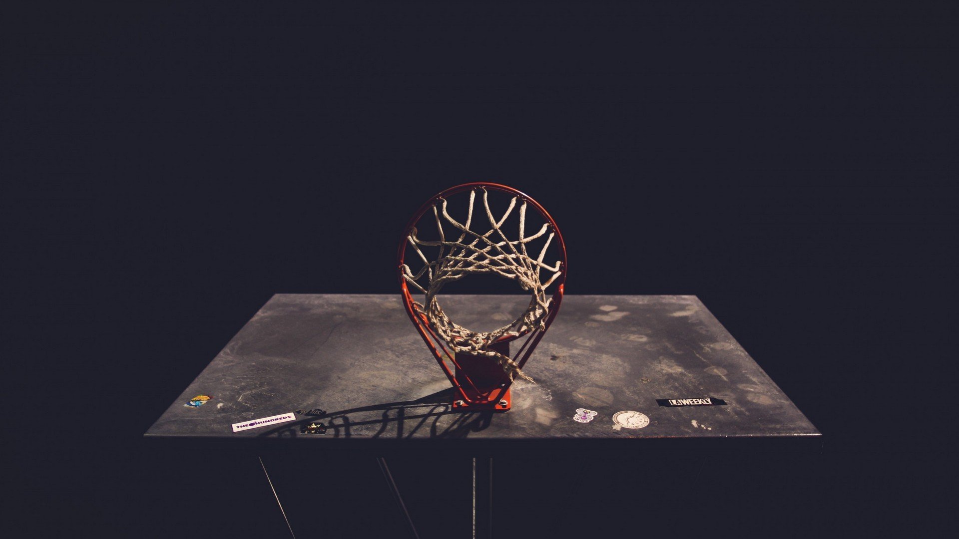 kaiyun体育官方网站下载-体坛乱炖，阿贾克斯止颓备战社区盾，湖人密谋葡超破纪录，德约科维奇现身篮网大胜